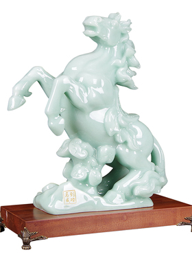 马摆件招财工艺品玉石生肖马办公桌马到成功客厅酒柜电视柜装饰品