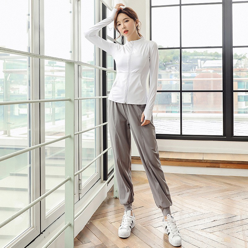 白色瑜伽服外套女时尚网红跑步长袖上衣专业初学者健身房运动套装