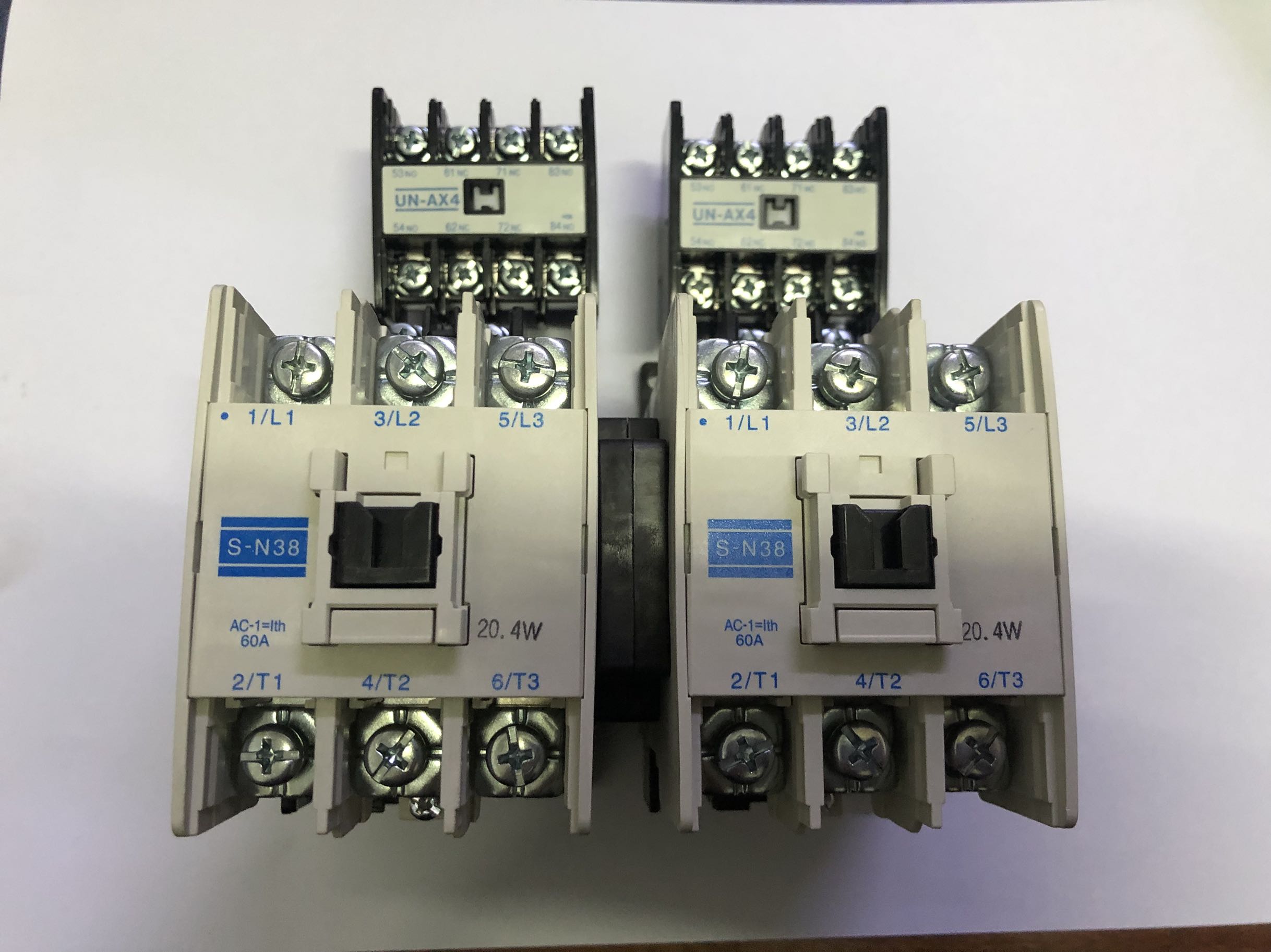 喷气织布机配件进口-N38接触器UN-AX4原装进口组合