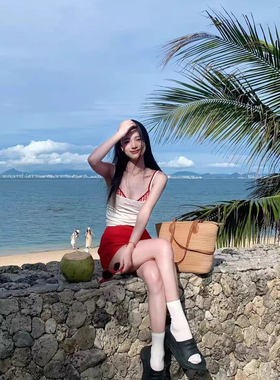 韩风夏日甜美少女红格子纯欲小胸显瘦遮肉吊带分体比基尼游泳衣女