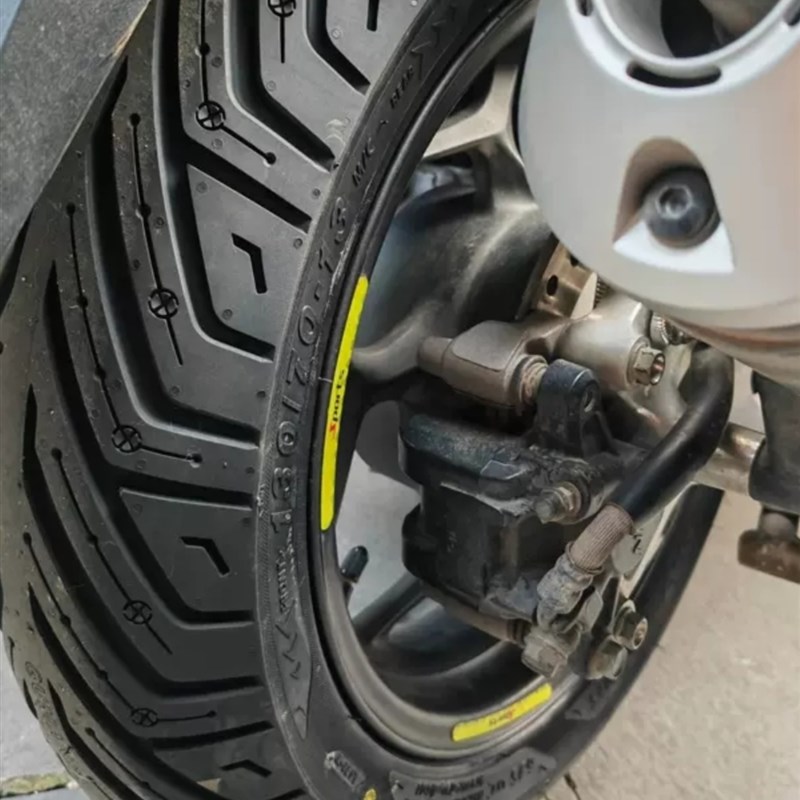 固满德踏板摩托车轮胎ADV150赛艇S哈士奇半热熔高抓PCX16013/14寸