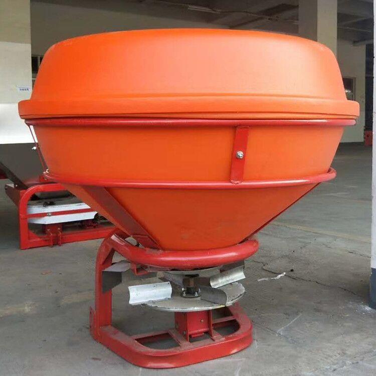 四轮后悬挂式大容量抛肥施肥机加厚铁质多用途撒肥机双圆盘喷洒机