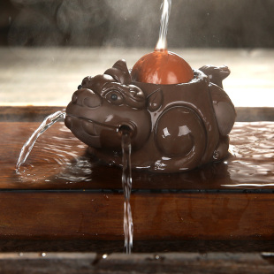 宇轩紫砂茶宠龙龟貔貅招财金蟾精品茶具配件创意摆件喷水手工茶玩