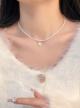 法式浪漫!玫瑰花珍珠项链女款轻奢小众高级感秋冬气质锁骨毛衣链