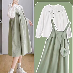 孕妇春装2024新款套装清新背带裙小个子孕早期穿搭连衣裙两件套