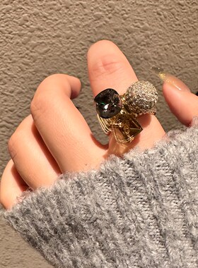 美拉德风高级感镶钻开口戒指个性夸张高级感小众设计感食指环戒子