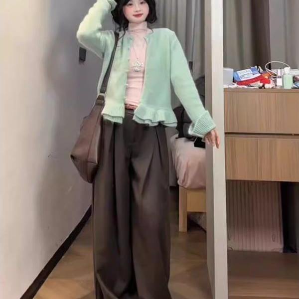 薄荷绿荷叶边针织开衫女