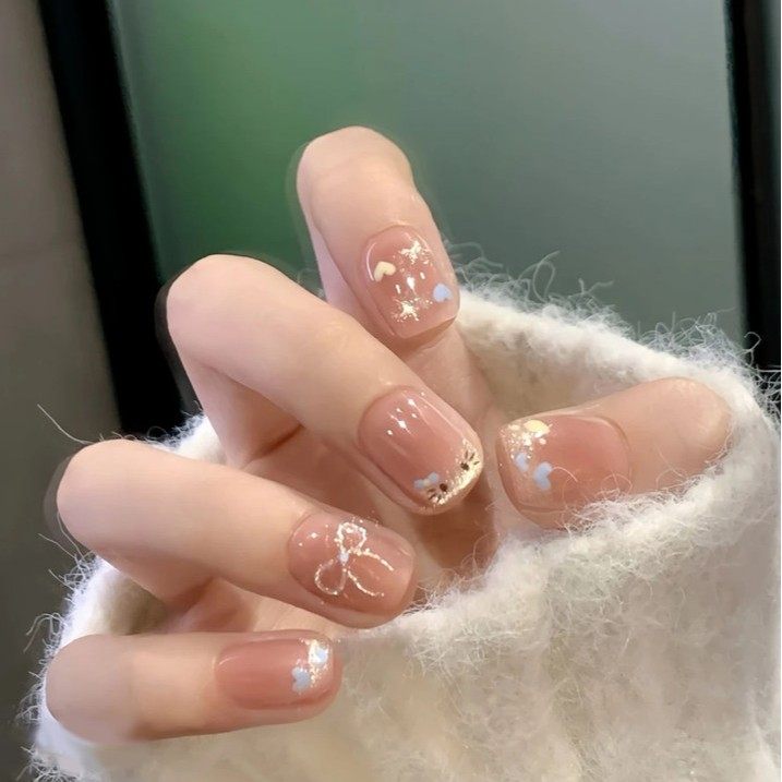 【喵喵卷】春夏手工短款穿戴甲气质温柔百搭少女感美甲2025爆款推,彩妆/香水/美妆工具,穿戴甲/甲片,淘宝优惠券,粉丝福利购,淘宝优惠卷