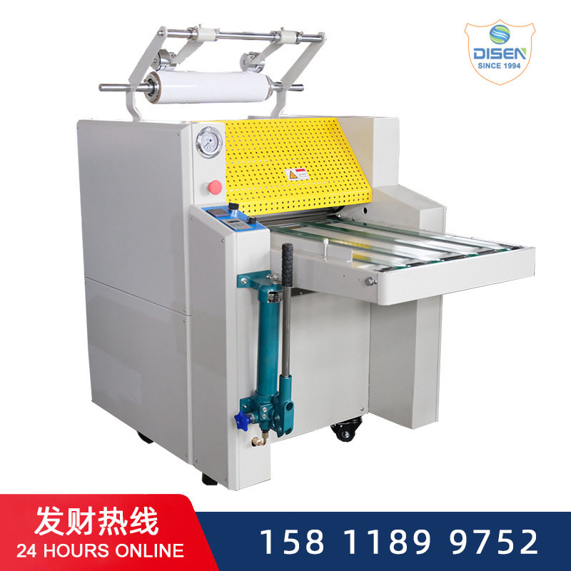 520A/720A/920A型液压大钢辊覆膜机Hydraulic laminating machine