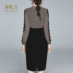 莎杜兰妈妈连衣裙女2021秋冬装格纹假两件名媛气质长袖包臀裙1472