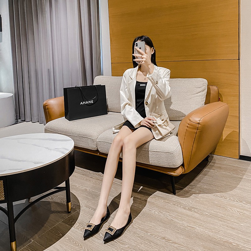 尖头单鞋女浅口2022新款气质伴娘鞋晚晚风温柔平底大码女鞋41一43