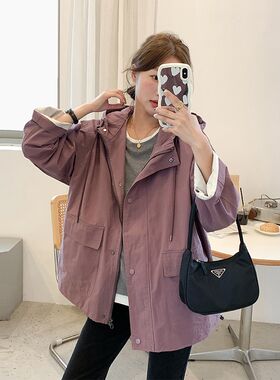 孕妇装春秋款小个子风衣外套女紫色短款韩版宽P松休闲连帽工装夹