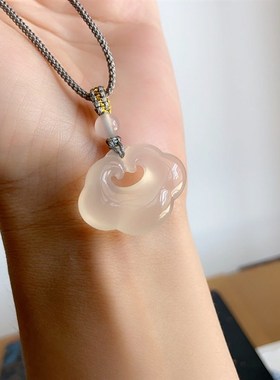 天然冰玉心祥云如意吊坠女士吉祥玉坠项链作为中国情人节的礼物送