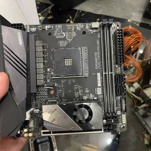 议价技嘉x570i aorus pro wifi主板适用