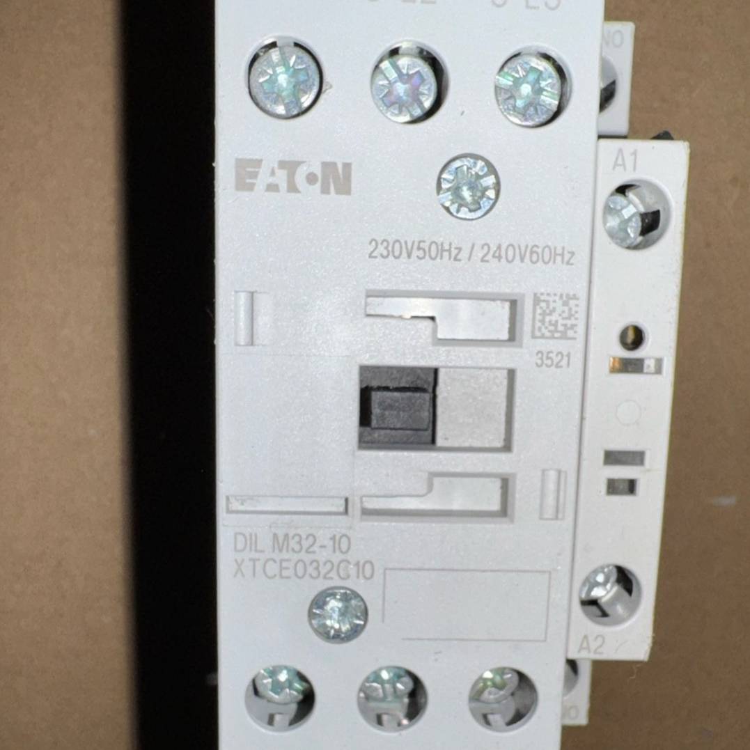 议价DIL M32-010交流接触器适用