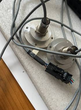 议价Baumr传感器FZAM18P1155，半导体炉子上适用