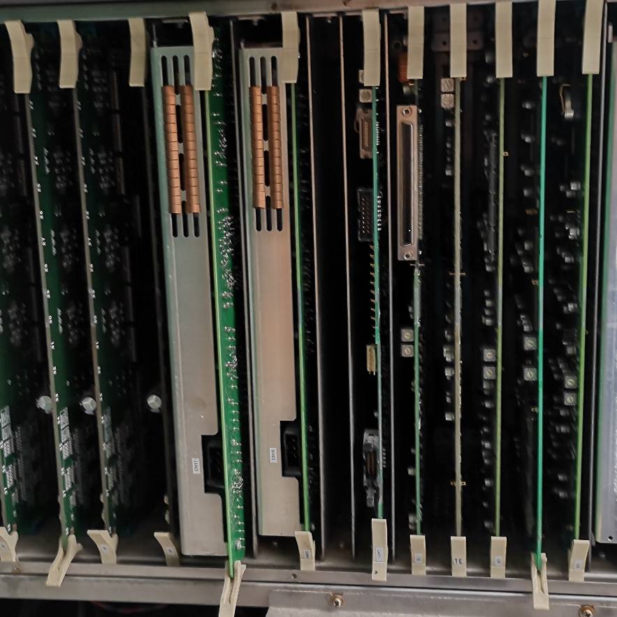 议价日立  HI VISION 900  拆机主板，显卡，适用