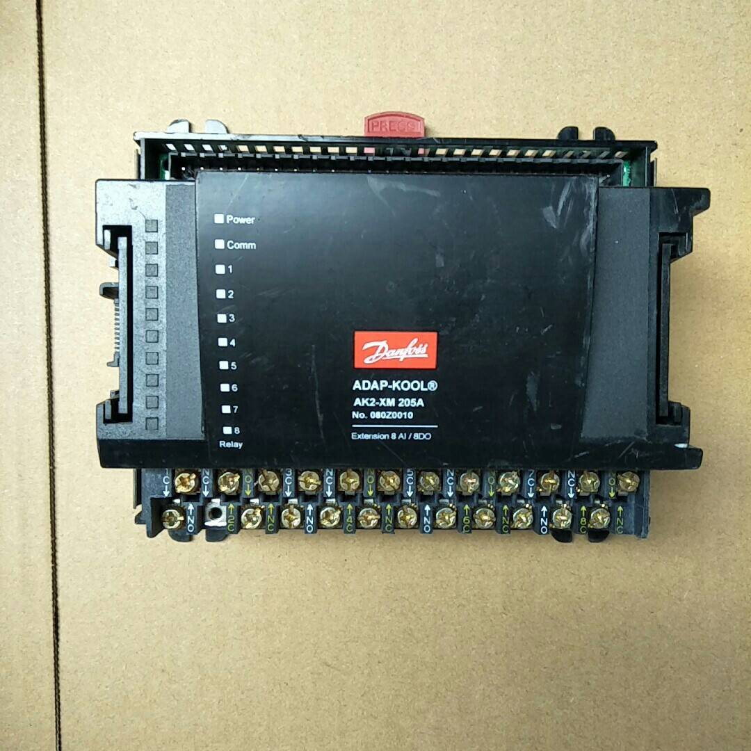 议价PLC控制器AK2-XM 205A，正品，实物如图适用