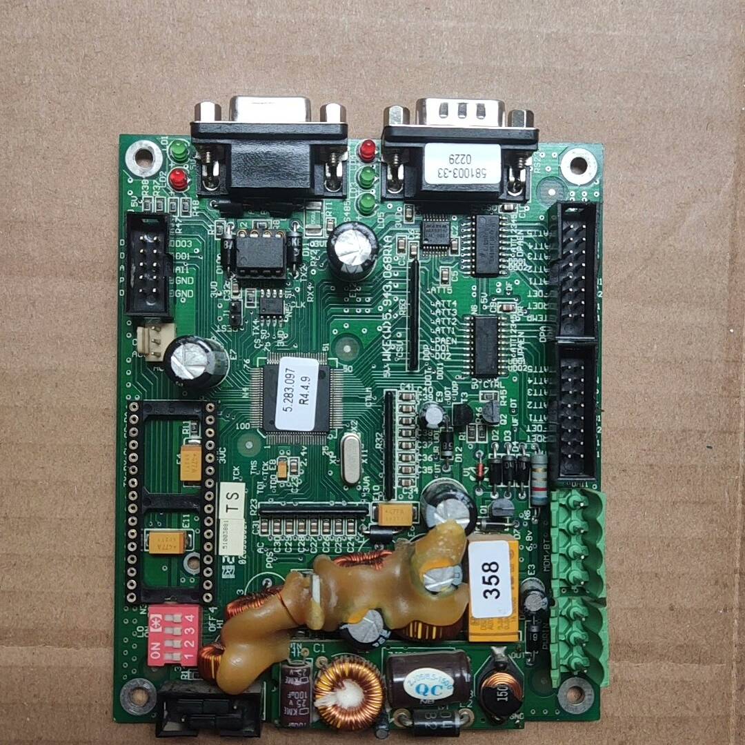 议价WKE  R4.49  主板，，功能正常，如图适用