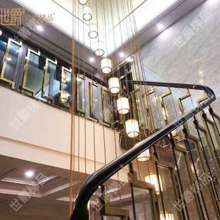 现代轻奢豪宅自建房不锈钢楼梯扶手不锈钢镀金玻璃别墅楼梯栏杆