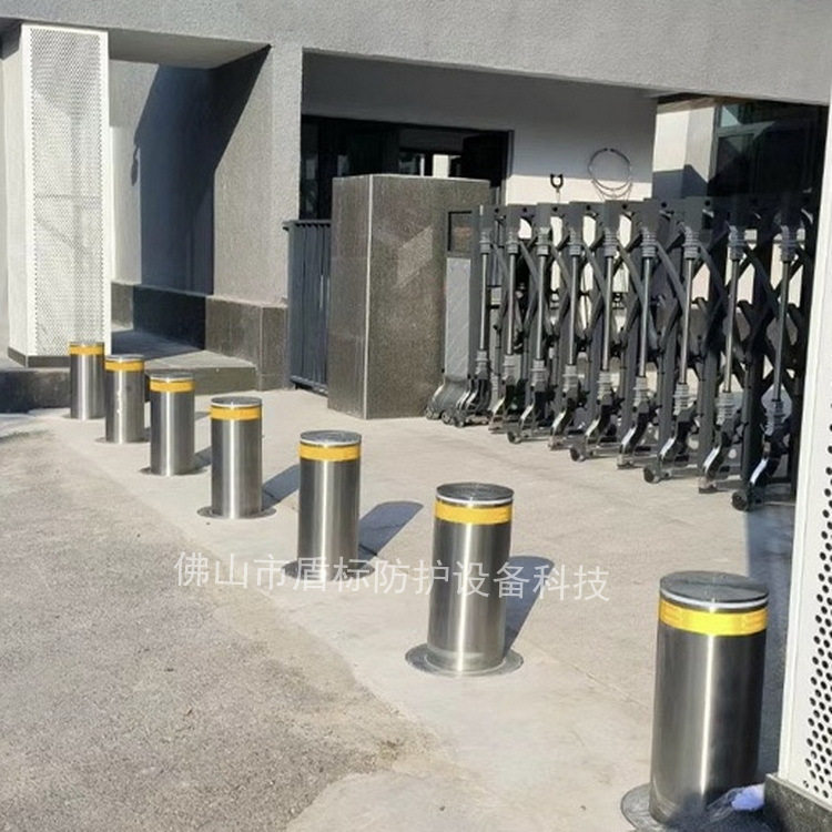 304不锈钢自动升降液压桩内蒙古学校入口路桩防撞柱带灯智能车挡