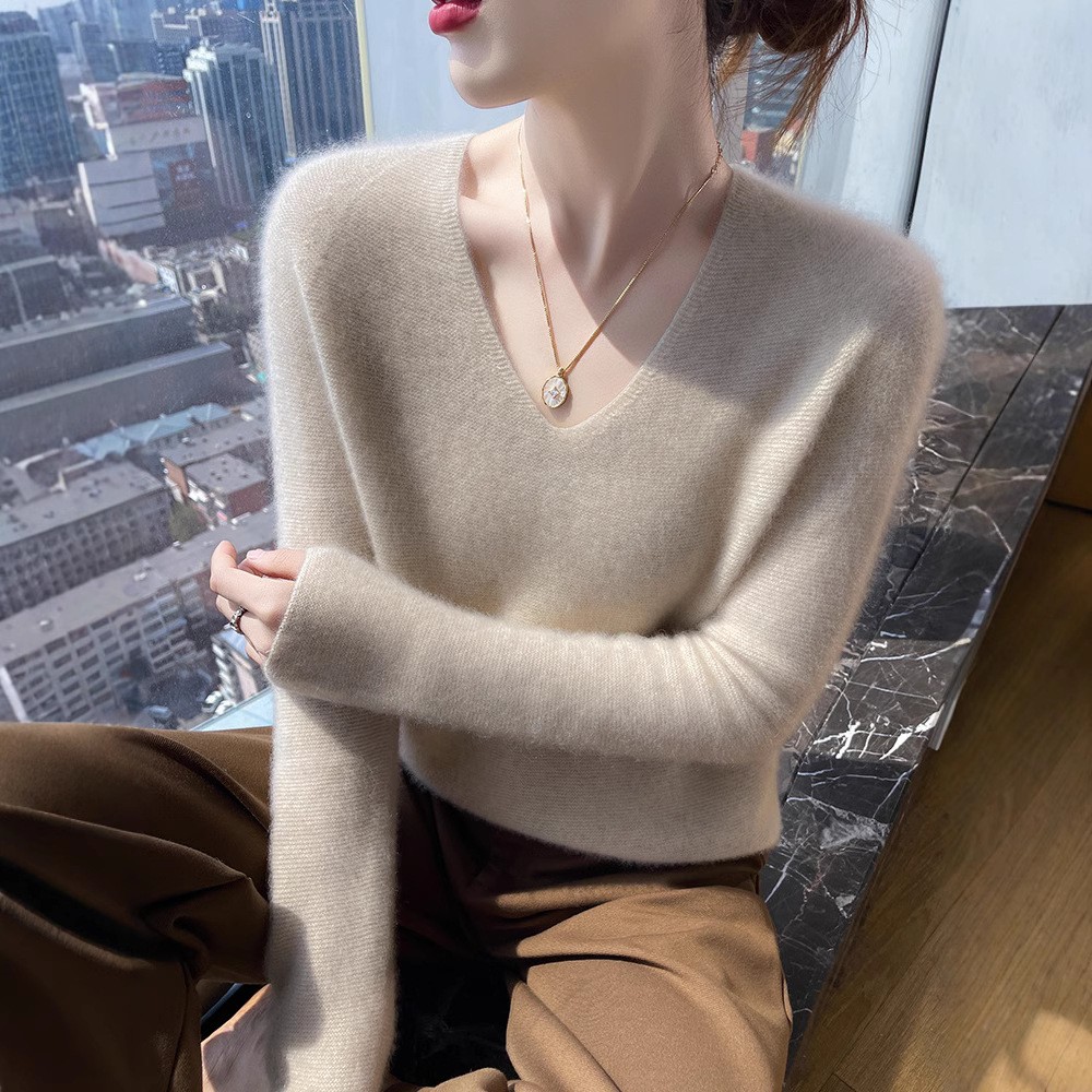 鄂尔多斯市100%羊绒衫女无缝V领秋冬季薄款针织打底衫女百搭毛衣