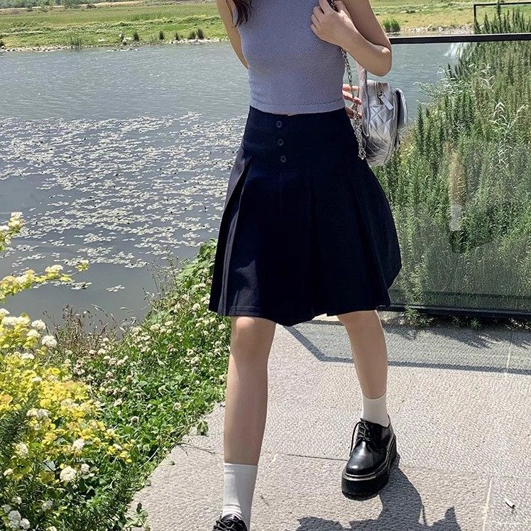 2025春秋款单排扣设计感外穿百褶裙女气质高腰显瘦a字半身裙中裙