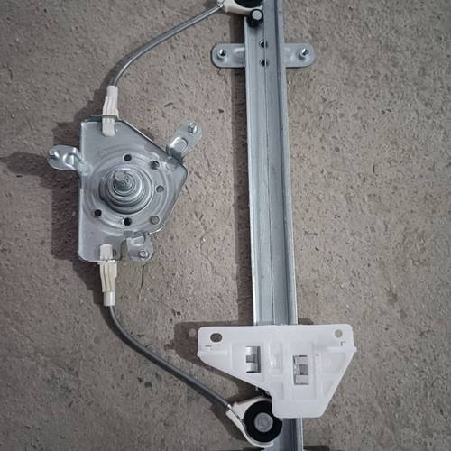 新能S7S7后门升降器手动玻璃升降器手摇升降器玻璃升降架四门