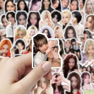 200贴Gidle女团高颜值明星贴纸diy手账素材装 饰笔记本周边贴画