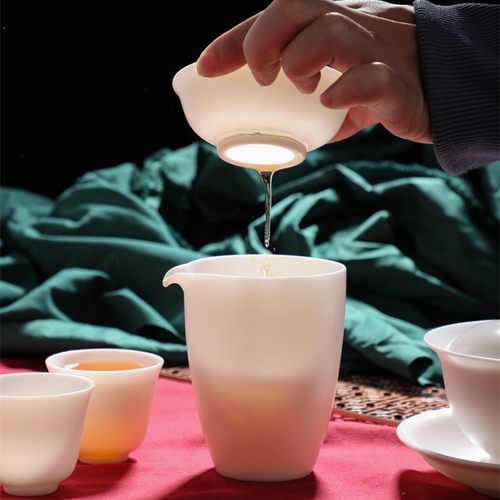 素烧羊脂玉瓷公道杯泡茶分茶器日式茶具海茶道配件过滤分茶碗公杯
