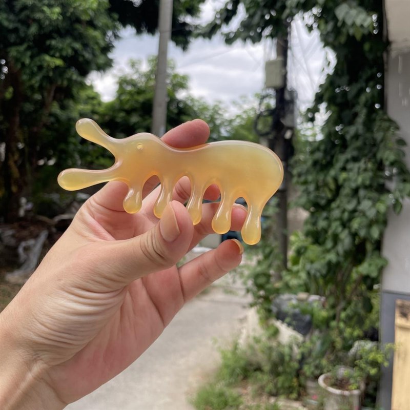 天然白水牛角美鼻器按摩梳子头部经络刮痧皮疗点穴拨筋棒美容家用