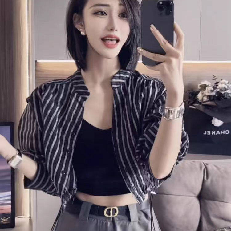 港风薄款条纹防晒衫外套复古立领抽绳短款开衫百搭宽松衬衫上衣女图片