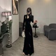 法式 高级感赫本风黑色V领羽毛长袖 连衣裙女秋冬气质收腰包臀长裙