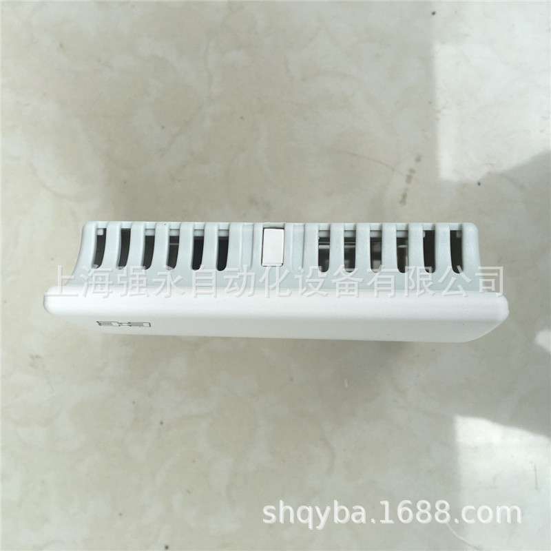 奥地利E+E EE10-M1A6D1 EE10-M1A3D1带显示室内壁挂温湿度传感器