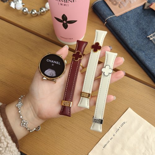 gt6四叶草钉扣真皮miu系表带