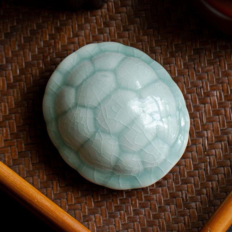 汝窑龟壳茶宠摆件创意陶瓷富甲一方可养开片盖置茶台茶道配件茶玩