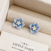 「小黛西」清新小花朵耳钉甜美可爱少女精致树脂浅蓝色山茶花耳环