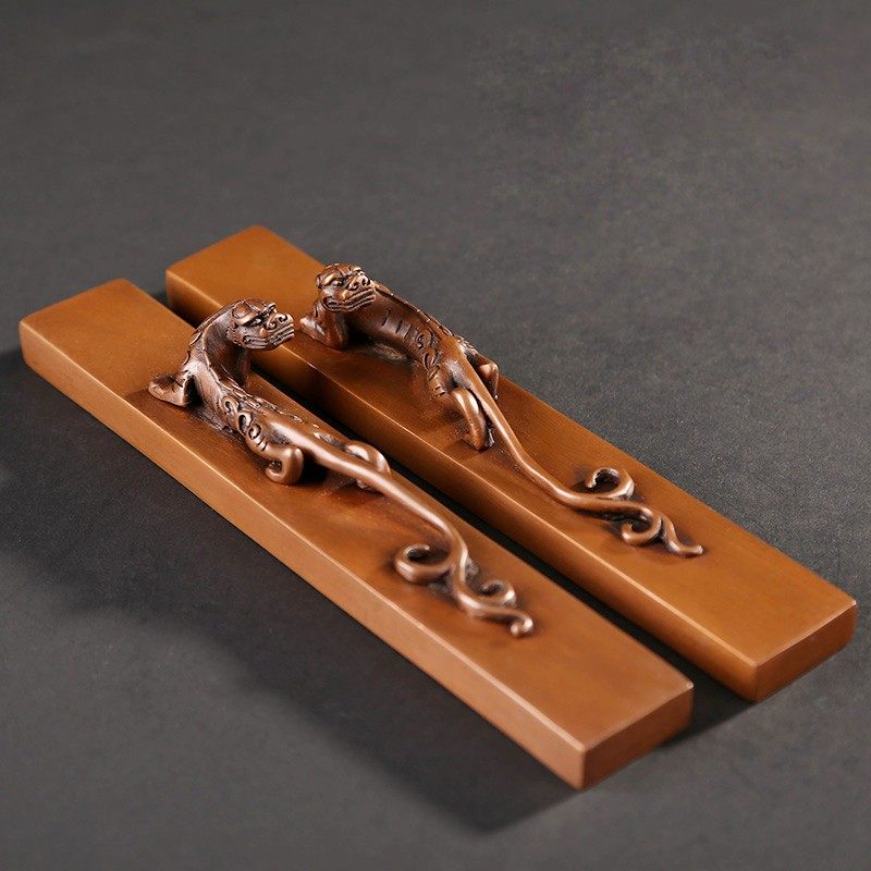 纯铜生肖龙镇纸摆件实心紫铜螭龙提钮镇尺书房桌文房四宝书法礼品