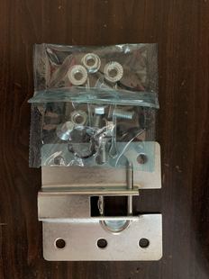 电动卷帘门电机支架梅花孔U型支架梅花螺丝包车库门大梁固定工具