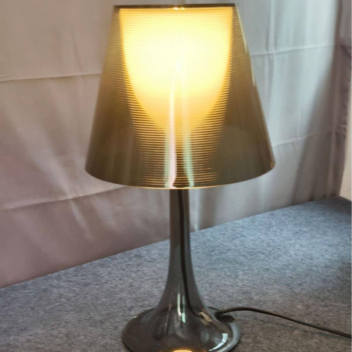 卧室床头书桌灯现代简约意大利设计师flos装饰亚克力装饰艺术台灯