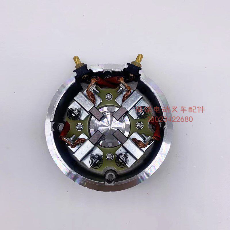 全电动叉车碳刷中力诺力杭叉合力搬运车行走马达配件电机后盖刷架