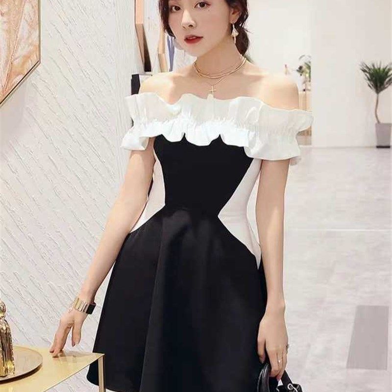 新款新娘婚纱礼服一字领披肩缎面婚纱配饰白色松紧单层厚缎小披肩