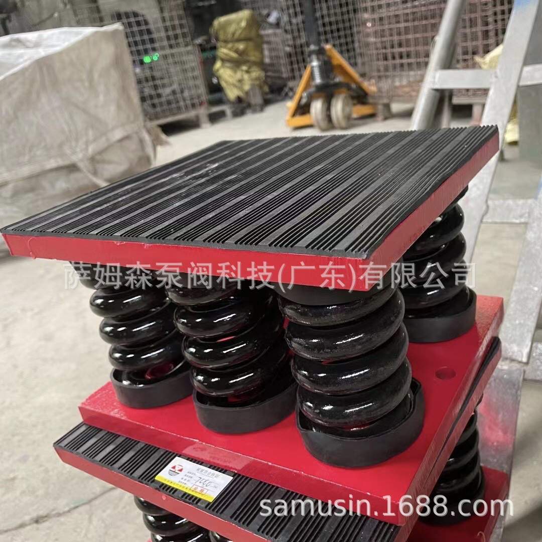 开边管道减振器 水管橡胶对夹管卡减振器 U型O型管道减振器抗震器