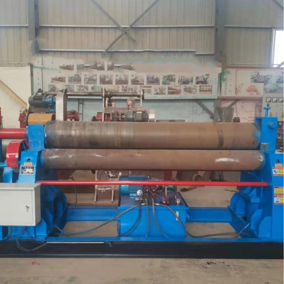 电动卷板机25+2500液压卷板机三辊卷板机机械传动涡轮蜗杆