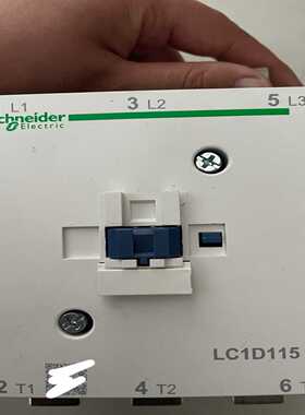 询价~LC1D115接触器新的面板盖，30一个，可联系！