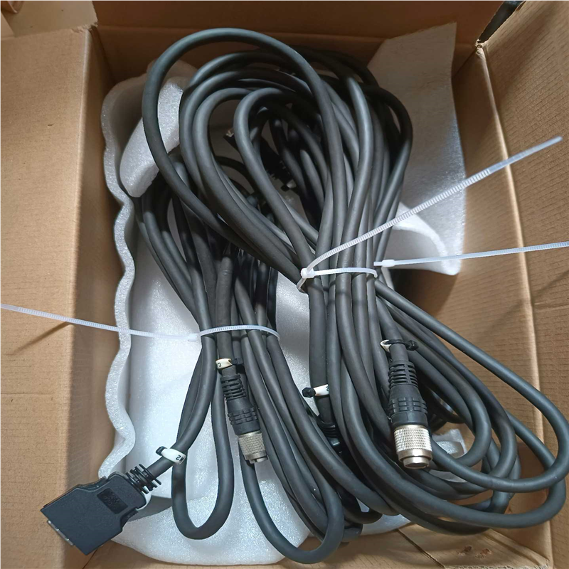 (询价)基恩士CA-CN5R线，成色很好，无破皮无生锈，功能