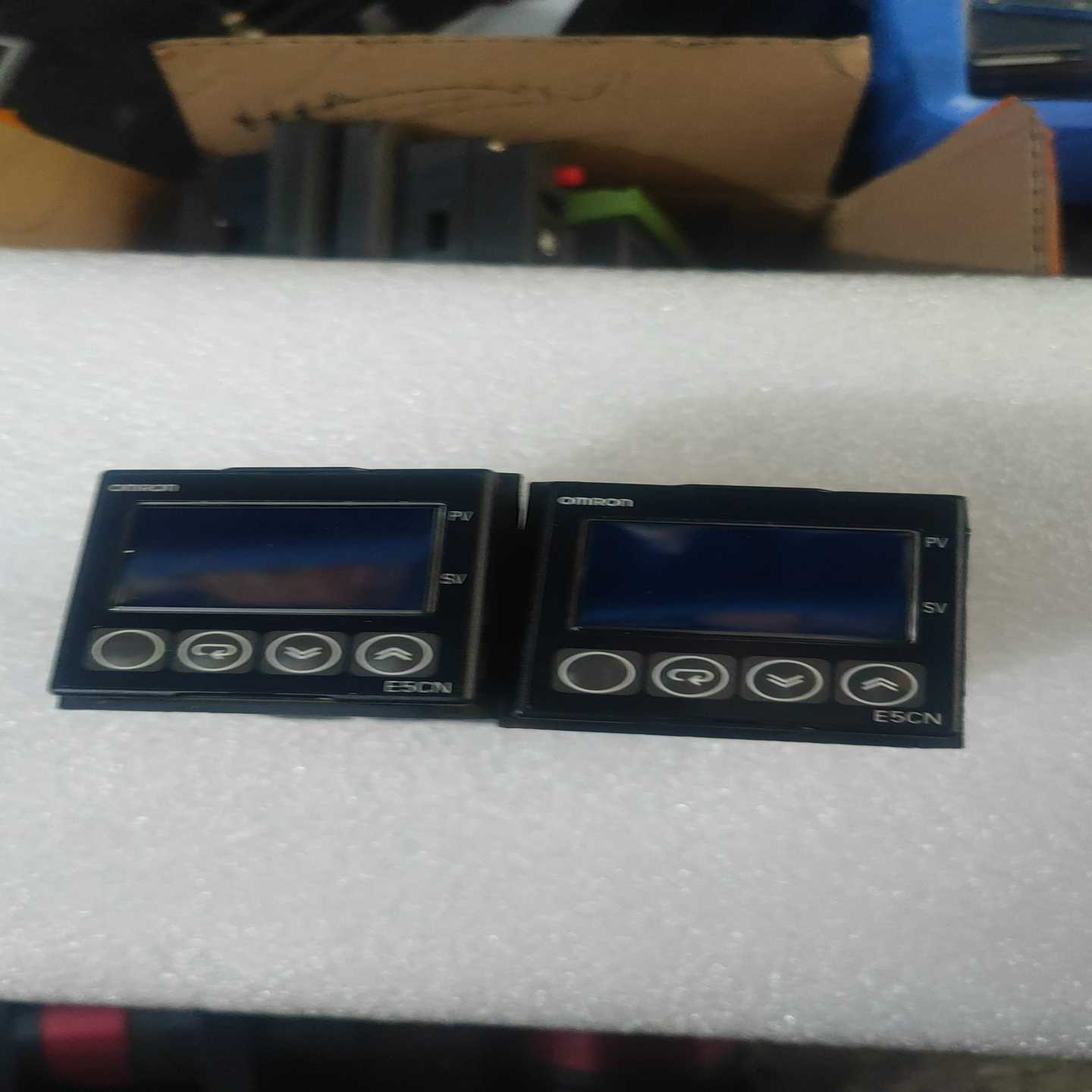 温控器E5CN-Q2HBT成色99新功能~询价