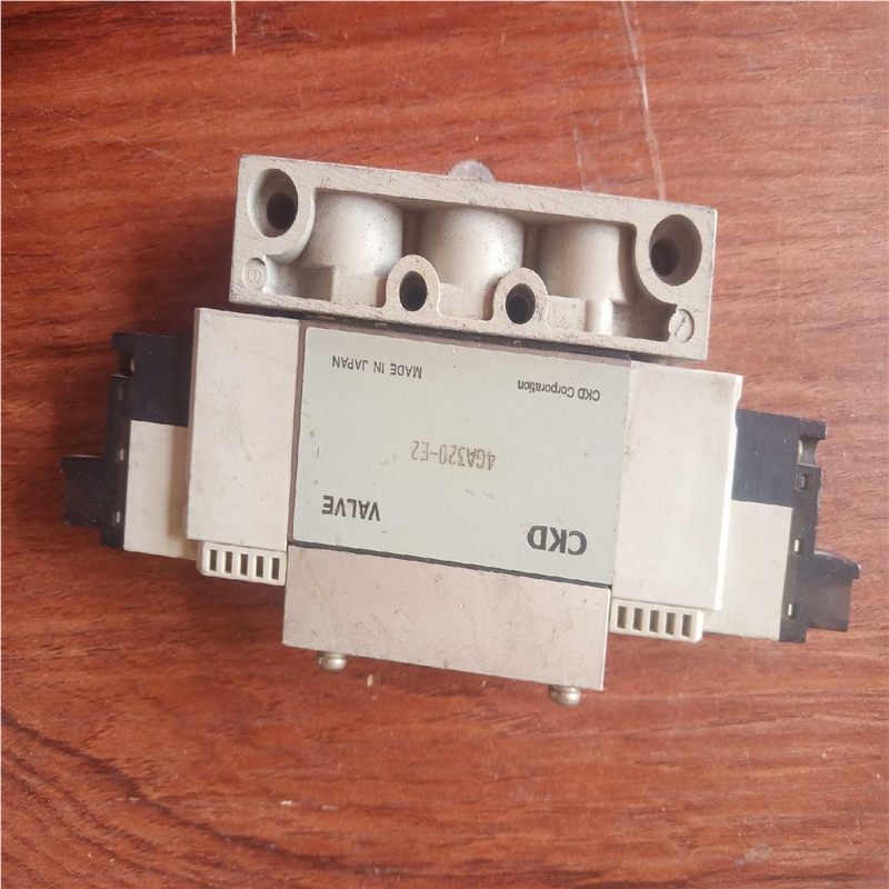 CKD电磁阀4GA320-E2，功能，成色好，有十几~询价