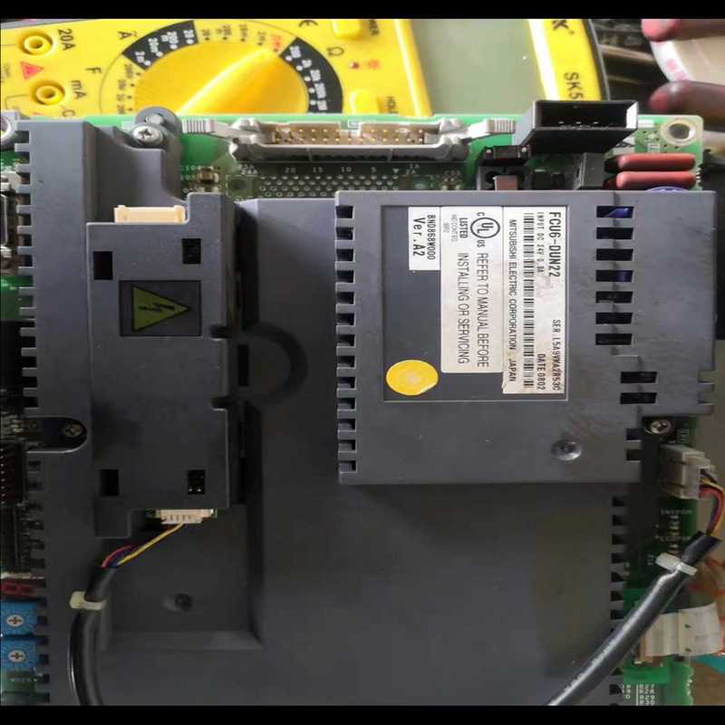 议价~原图三菱M70 M64/64MS显示器FCU6-DUT32/