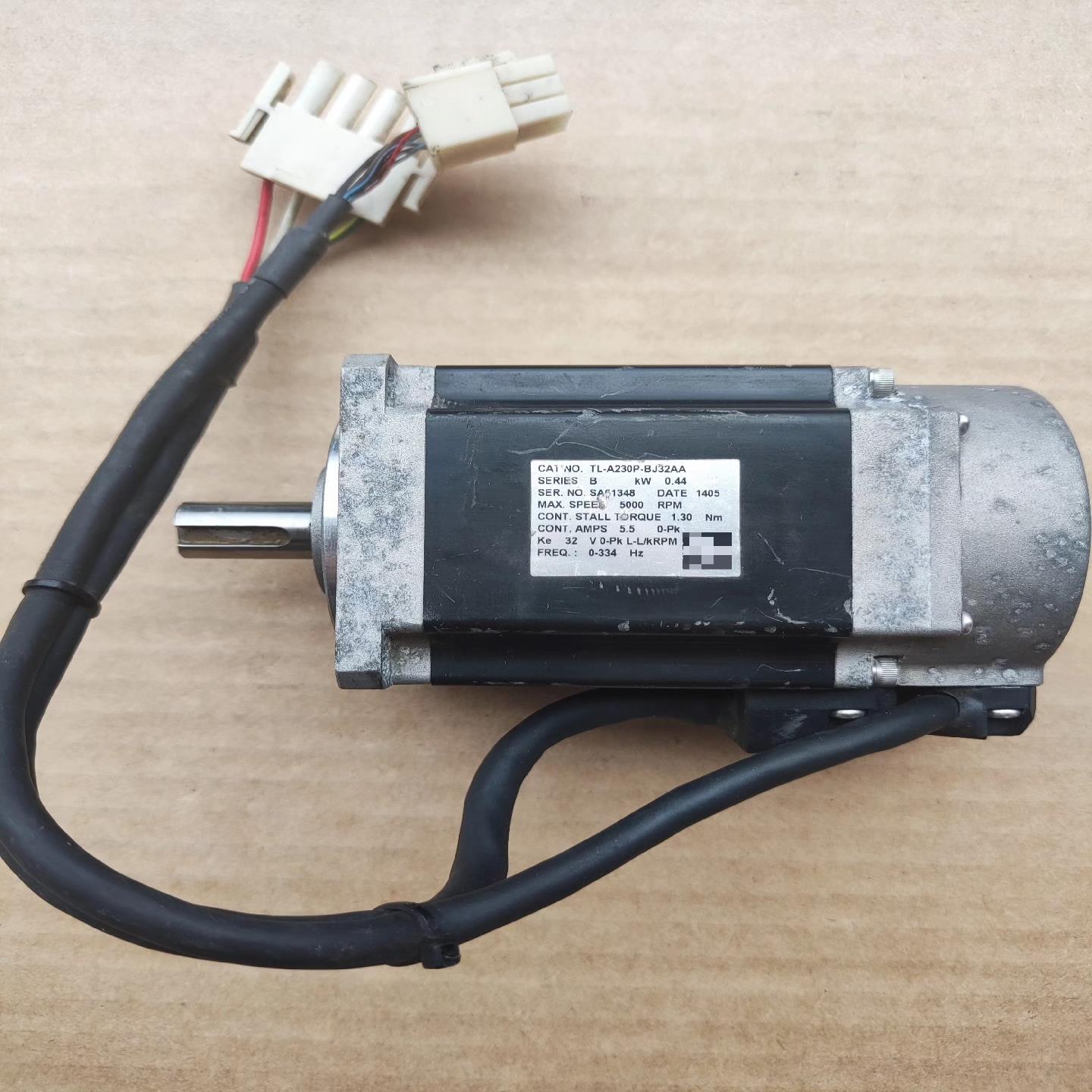 TL-A230P-BJ32AA AB电机400W，一手。（佳毅工控）